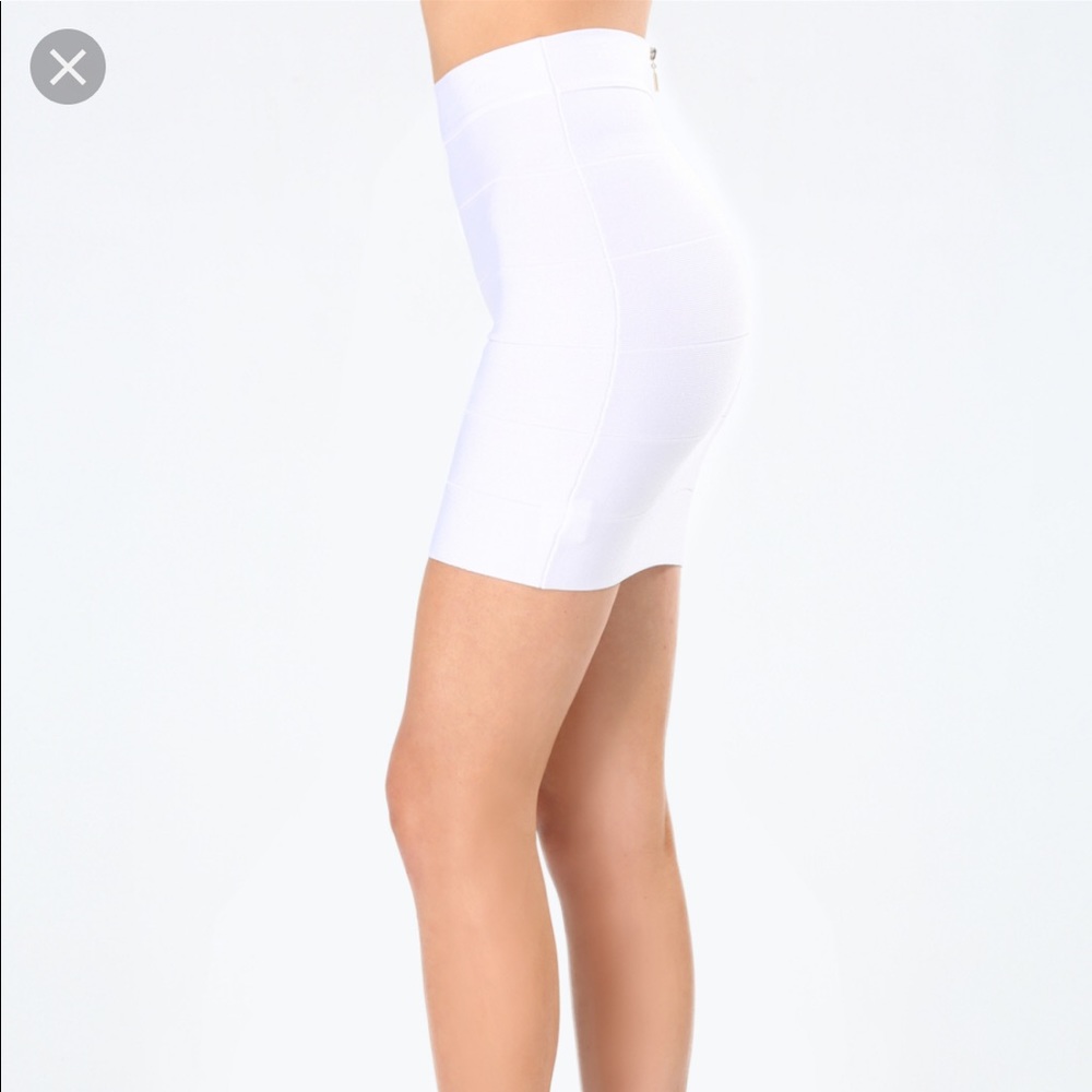 BEBE solid bandage skirt in white